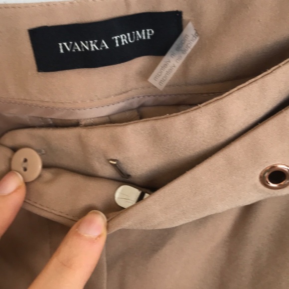 Ivanka Trump beige trousers - Picture 4 of 6
